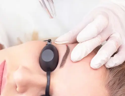 Despigmentação de Sobrancelha